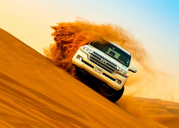 Desert Safari Dubai Experience · The Lost Executive